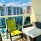 Sunny Isles Condo Resort 14th floor Intracoastal view!! - ميامي بيتش