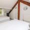 Lyngaran House