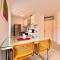 Sunny Bobica Apartments