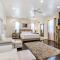 Modern, Spacious Condos with Luxury Amenities - 新奥尔良