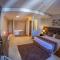 Mondrian Suite Hotel