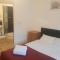Yarmouth Apartments, Street Permit Parking, Close To Everything, Beach, Pier, Free WIFI