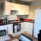 Yarmouth Apartments, Street Permit Parking, Close To Everything, Beach, Pier, Free WIFI