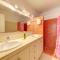 Beach Villa Pins by Sealand Villas