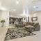Inviting 3BR Condo steps from St Charles Ave
