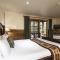 Cradle forest inn