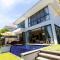 Foto: Stunning 4BR villa with private beach nearby 25/156
