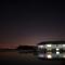 Water Villa, Houseboot at the Lake, Great Views, 70 km to Amsterdam - 比丁赫伊曾 Water Villa, Houseboot at the Lake, Great Views, 70 km to Amsterdam - 比丁赫伊曾