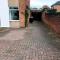 Warwick House, 5 bedrooms, 9 beds, parking, garden - Coventry