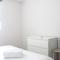 Spacious and Well Appointed 2BR @ Gateway Pasteur Apartment By Travelio - 万隆