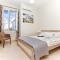 Apartments Isja