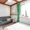 Eco Hostel DROVA