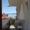 Apartments by the sea Podgora, Makarska - 6774
