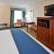 Holiday Inn Express Hotel & Suites Fredericksburg, an IHG Hotel