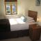 Measure Cottage - Sleeps 5 - Private Hot tub and garden - Henley in Arden