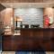 Cobblestone Hotel & Suites Appleton International Airport