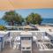 Akrotiri Hotel