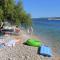 Apartments with parking space Stanici, Omis - 1027