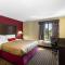 Baymont Inn & Suites by Wyndham Mukwonago - Mukwonago