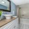 Express Rooms Close to City Amenities