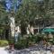 Hibiscus Coffee & Guesthouse
