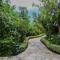 Ingagi Park View Lodge