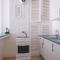 Jacaranda Apartments & Studios