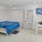 Amys beach apartments