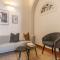 Lively Roma Trastevere renovated apartment - FromHometoRome