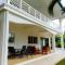 Luxury Villa with Pool in Tropical Garden - Puerto Princesa