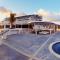 Doulos Phos The Ship Hotel