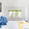 Central Bright 3 Bed Flat with Pool & Parking