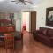 Hotel & Suites Villa del Sol