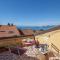 Fivestay Roof terrace overlooking the gulf