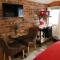 Boutique Garden Lodge @ The Larches - Wolverhampton
