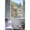 ALTIDO Charming House for 12, with Patio in Vernazza