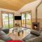 Chale Farm Lodge