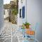 CHARMING 2BR Hilltop Serenity Suite, Lively Greek Village