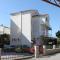 Foto: Apartments and rooms with parking space Vodice - 6260 32/44