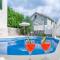 Villa Holiday home Zvecanje