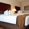 Cobblestone Inn & Suites - Clarion - Clarion