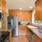 5 Bedroom Perfect Location to see the City and Ski Resorts