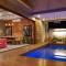 ISLA VILLA 1 amazing waterfall pool house near beach, bars & restaurants - Mactan
