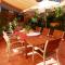 Barcelona Central Garden Hostal