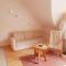 Lola Apartman