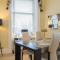 Marks At The Manor Luxury Riverside Apartments - Sleeps up to 4, with Parking and Sky TV - Aberdeen