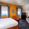 The Suites Hotel at Waterfront Plaza