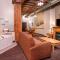 The Suites Hotel at Waterfront Plaza - Duluth