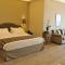 Warwick Palm Beach Hotel