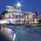 Doulos Phos The Ship Hotel